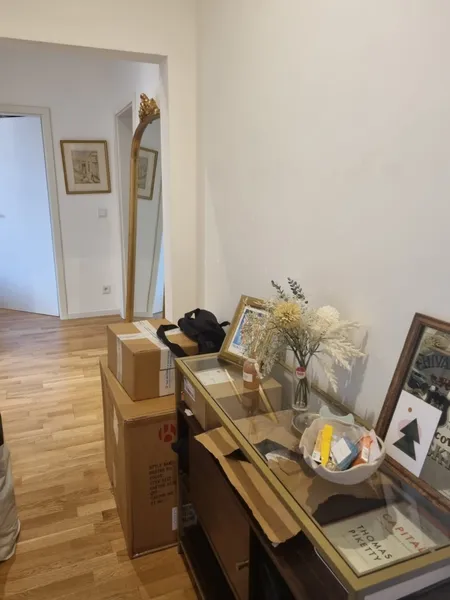 Oct–Dec: Möblierte 2-Zi-Wohnung am Rosenthaler Platz, Berlin-Mitte / Fully furnished apartment — photo 1